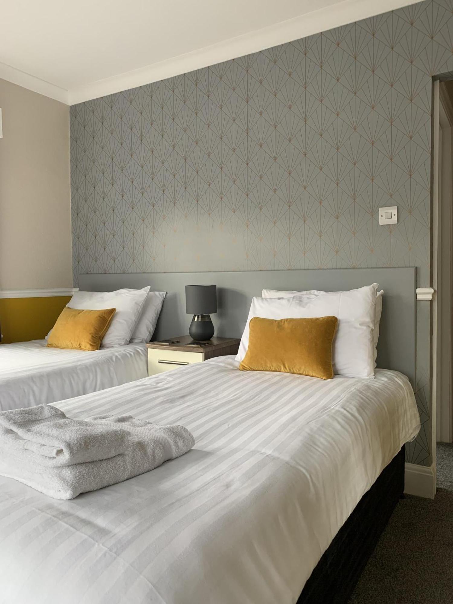 The Headlands Hotel Scarborough Room photo